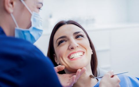 Les dentistes spécialistes, qui sont-ils et que font-ils?