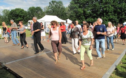 Line dances