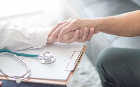 Rapport sur les soins à domicile : des tendances à changer