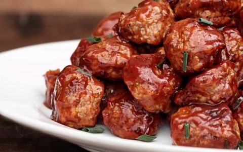 RECETTE BOULETTES DE JAMBON AU SIROP D’ÉRABLE