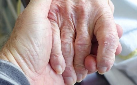 Aide médicale à mourir : le PL38 encadre adéquatement l’élargissement de l’accès