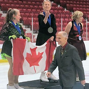 Diane Côté-Frégeau sur le podium