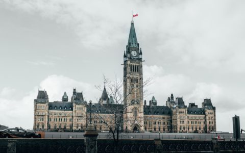 Mise à jour économique : Ottawa doit passer de la parole aux actes