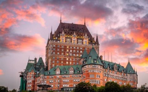 Le Château Frontenac et la visite du Parlement de Québec