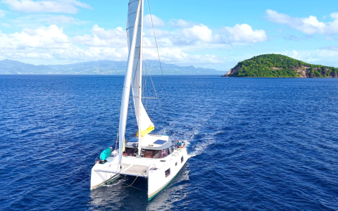 Les îles de GUADELOUPE en CATAMARAN