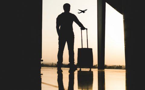 Planifiez mieux, partez l’esprit tranquille : bien choisir son assurance voyage