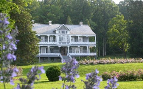 Entre fleurs, histoire et cidre