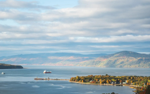 L'Isle-aux-Coudres et le train de Charlevoix