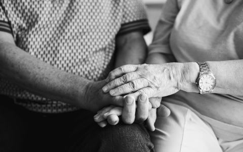 Mieux comprendre la maladie d’Alzheimer, c’est déjà mieux s’y préparer.